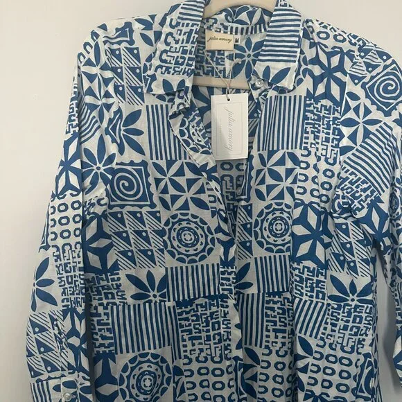 Julia Amory - The JA Shirt Dress - Blue / White Batik Patchwork - Picture 3 of 4